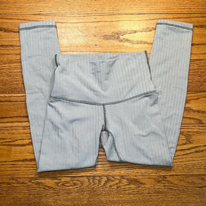 Lululemon Gray Pull-On High Rise Athletic Leggings A38